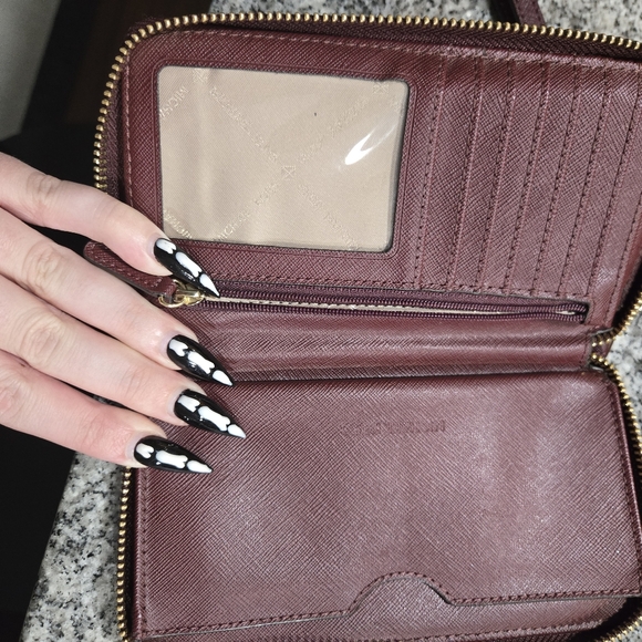 Michael Kors Wristlet Wallet - Picture 4 of 4